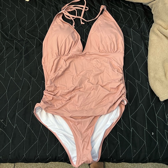NWOT Cupshe Bathing Suit - Picture 1 of 4